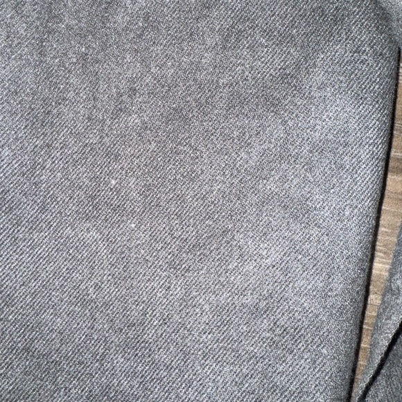 CASHMERE GREY SCARF - SHAWL - STOLE - WRAP - PLAIN LUXURY WITH FRINGE - Picture 2 of 8